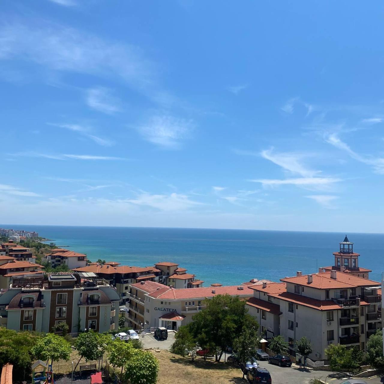 Hotel Sea Vista Sveti Vlas Exterior photo